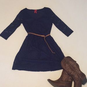 Navy lace sleeved dress